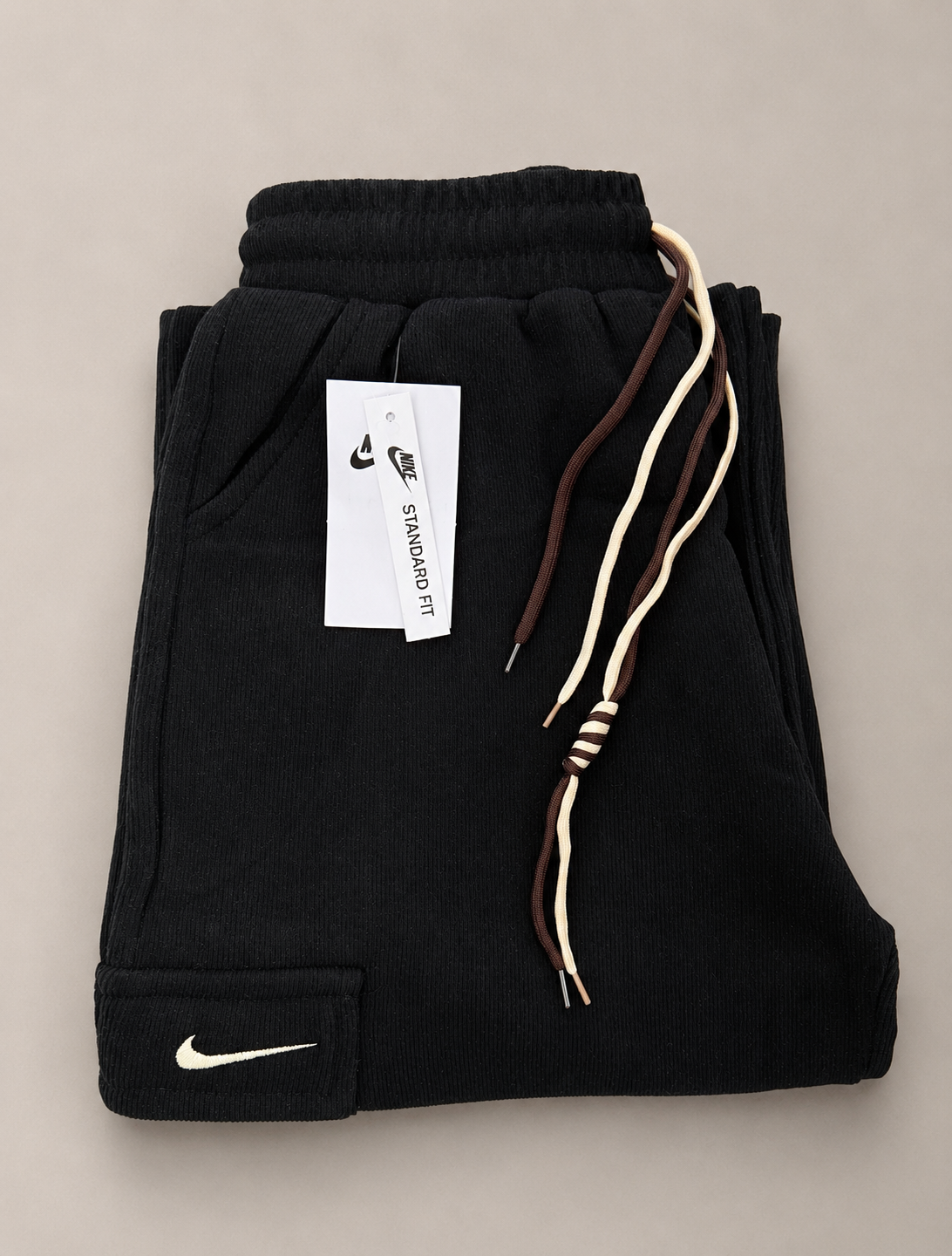 Cargos Nike Frisados