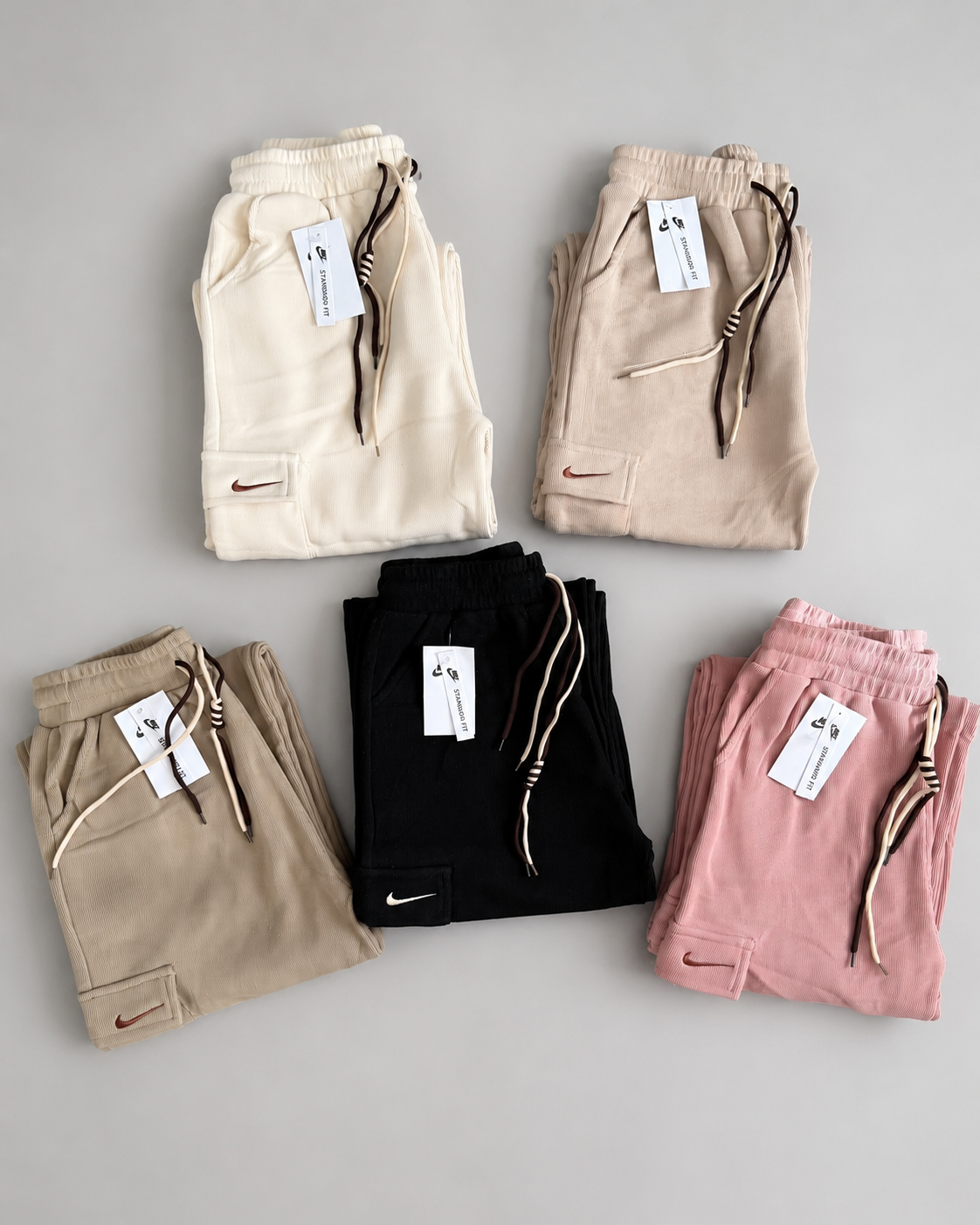 Cargos Nike Frisados