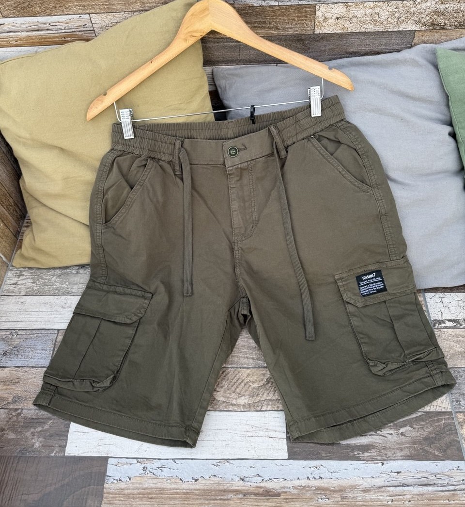 Bermuda cargo de hombre
