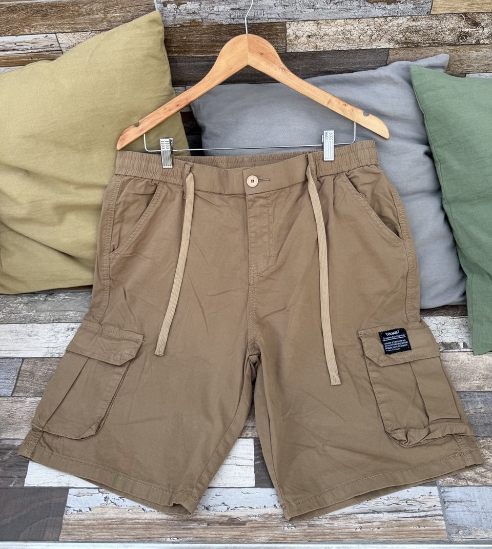 Bermuda cargo de hombre