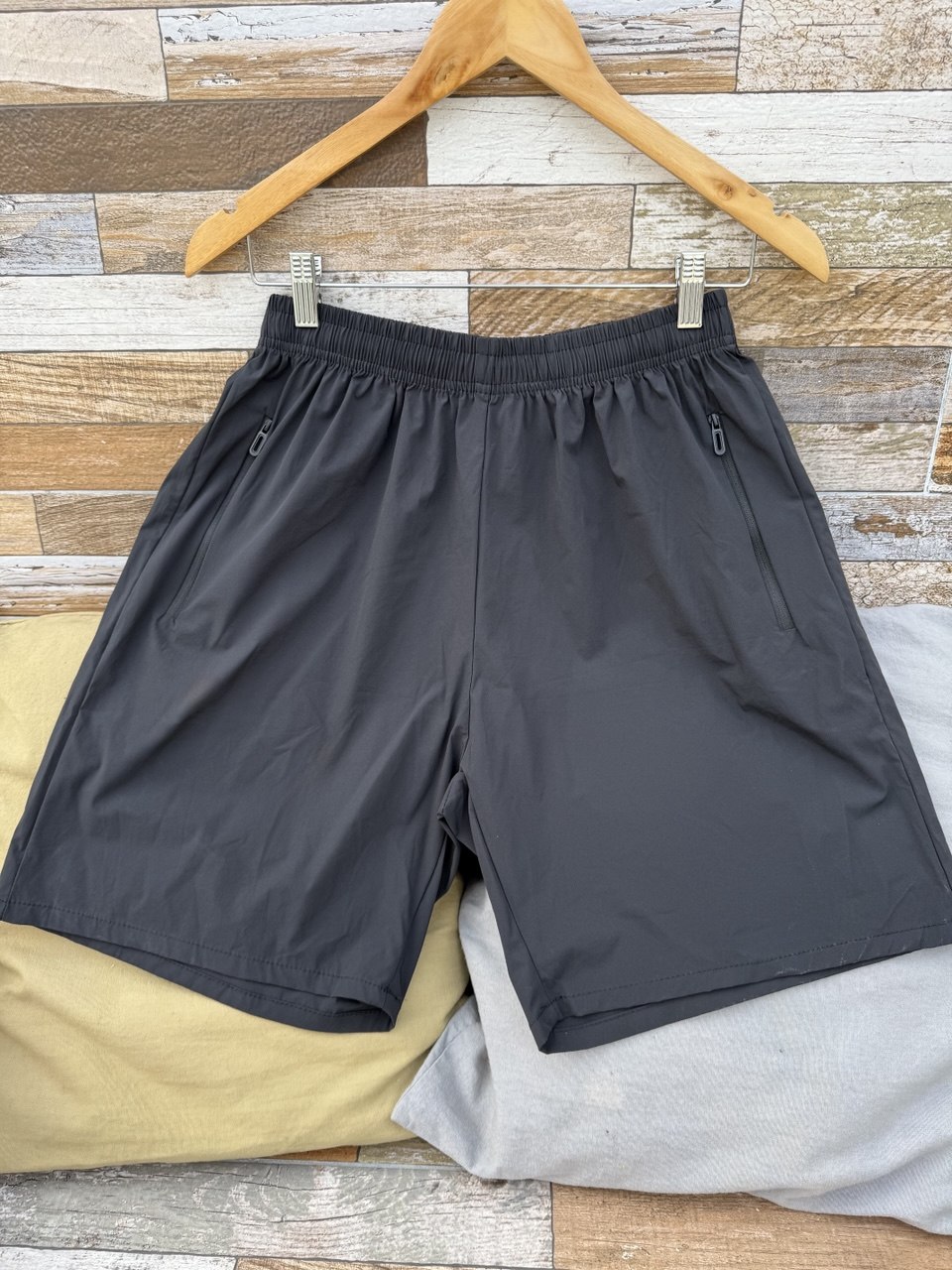 Short deportivo masculino