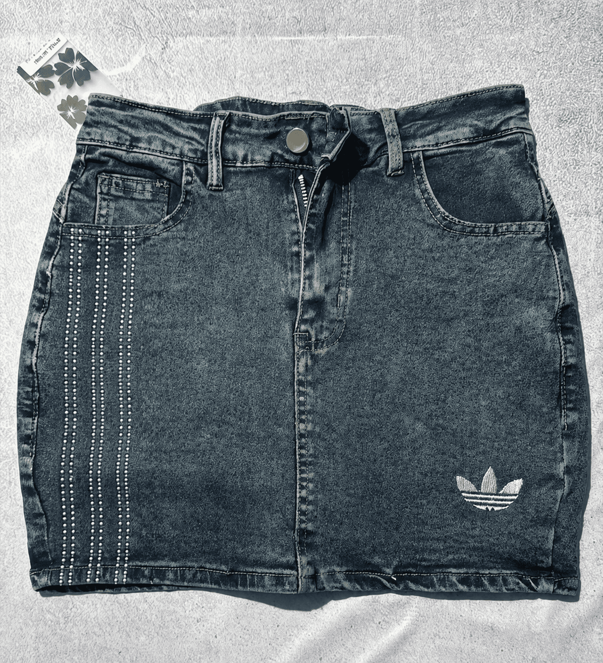 Skort con straws y bordado Adidas